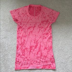 Lululemon Swiftly Short Sleeve Tee